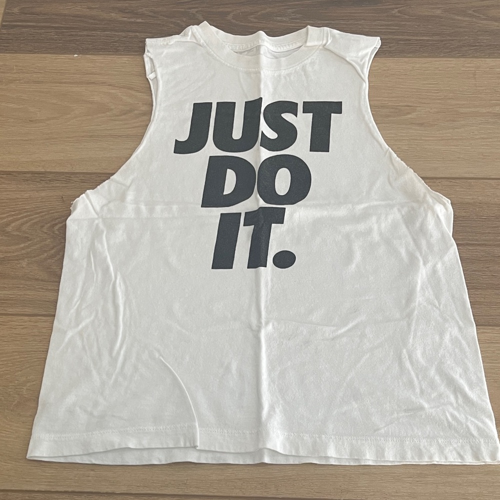 Nike White Sleeveless T-shirt - Medium